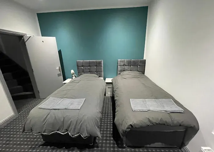 Luxurious En-Suite Room 4